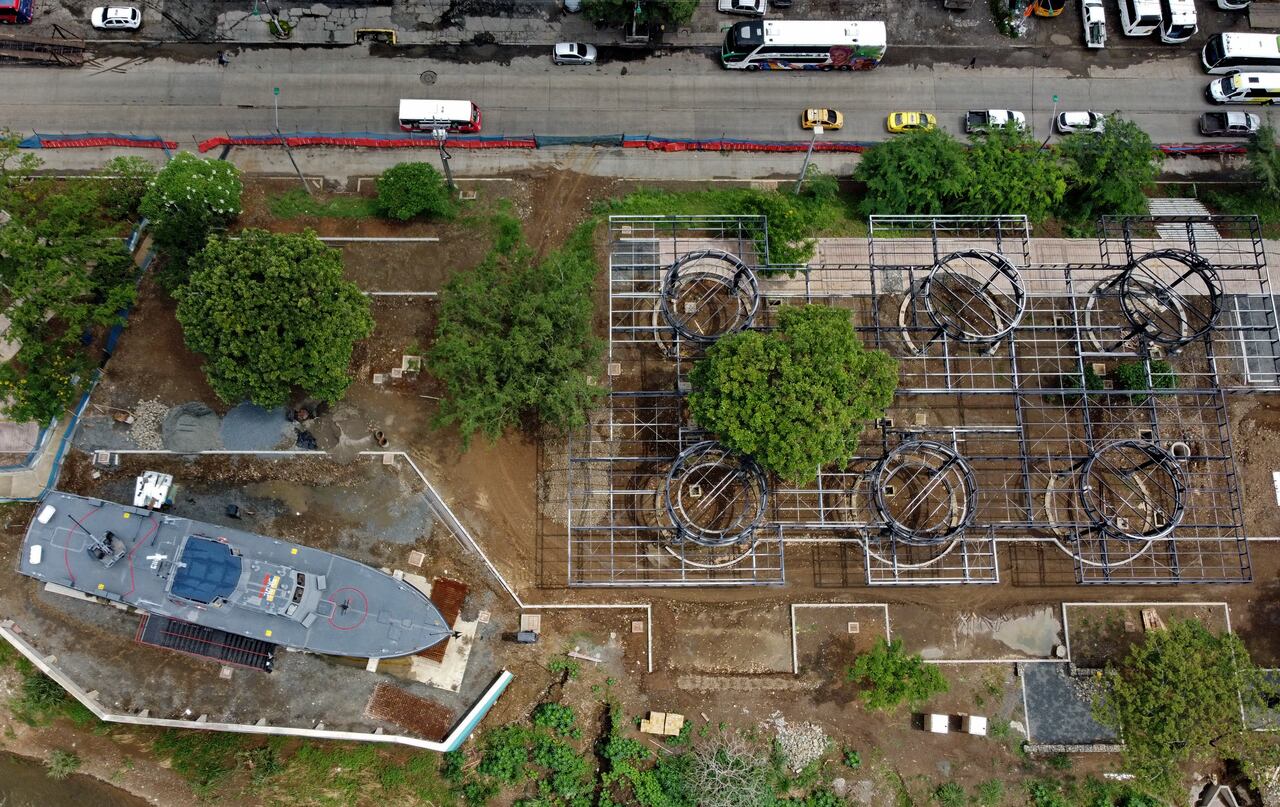 El Parque Pacífico es una obra que busca dejar a la ciudadanía un espacio que reconozca y exalte la Cultura del Pacífico Colombiano. Sin embargo, actualmente se encuentra suspendida debido a algunos ajustes a ciertas fallas de planeación de la Administración anterior.
Fotos Raúl Palacios / El Pais