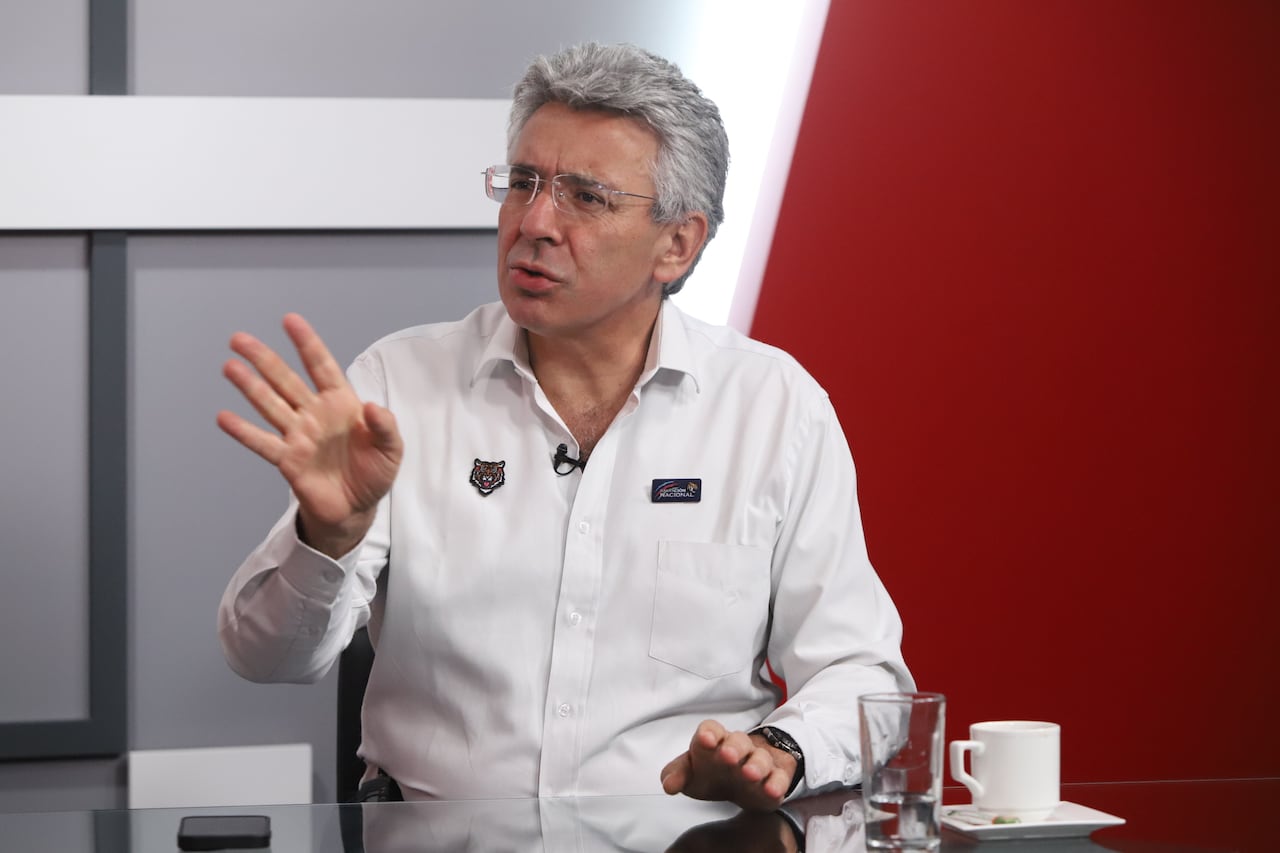Enrique Gómez, senador electo.