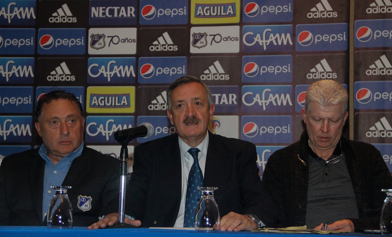Norberto Peluffo (derecha) fue director deportivo de Millonarios.