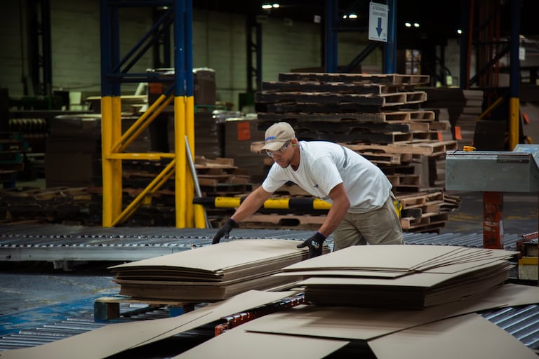 La empresa Empacor, por su modelo de economía circular, que mejora las condiciones laborales de recicladores de oficio en varias regiones del país, fue otra de las ganadoras del premio Emprender Paz.