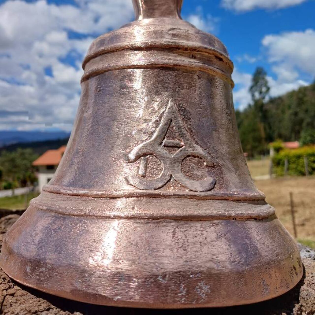 Símbolo de los más de 250 años de tradición campanera que distinguen a esta región del altiplano cundiboyacense.
