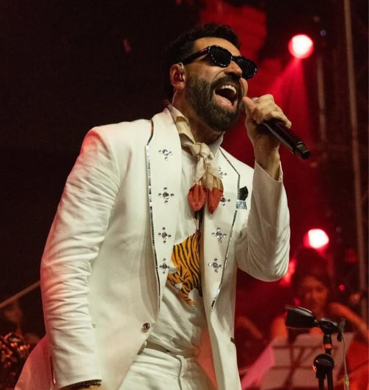 Bako, vocalista de The Mills, contó cómo casi es estafado.