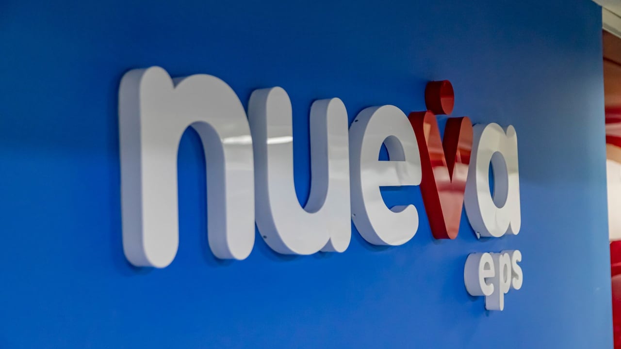 Afiliados de Nueva EPS han reportado cancelación de citas y demoras en tratamientos por deudas con prestadores de salud.