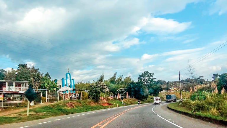 Los frentes Dagoberto Ramos, Jaime Martínez y Carlos Patiño son los que controlan la vía Panamericana y someten a la población civil.