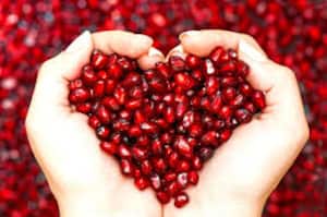 Este fruto contiene grandes cantidades de vitamina C.