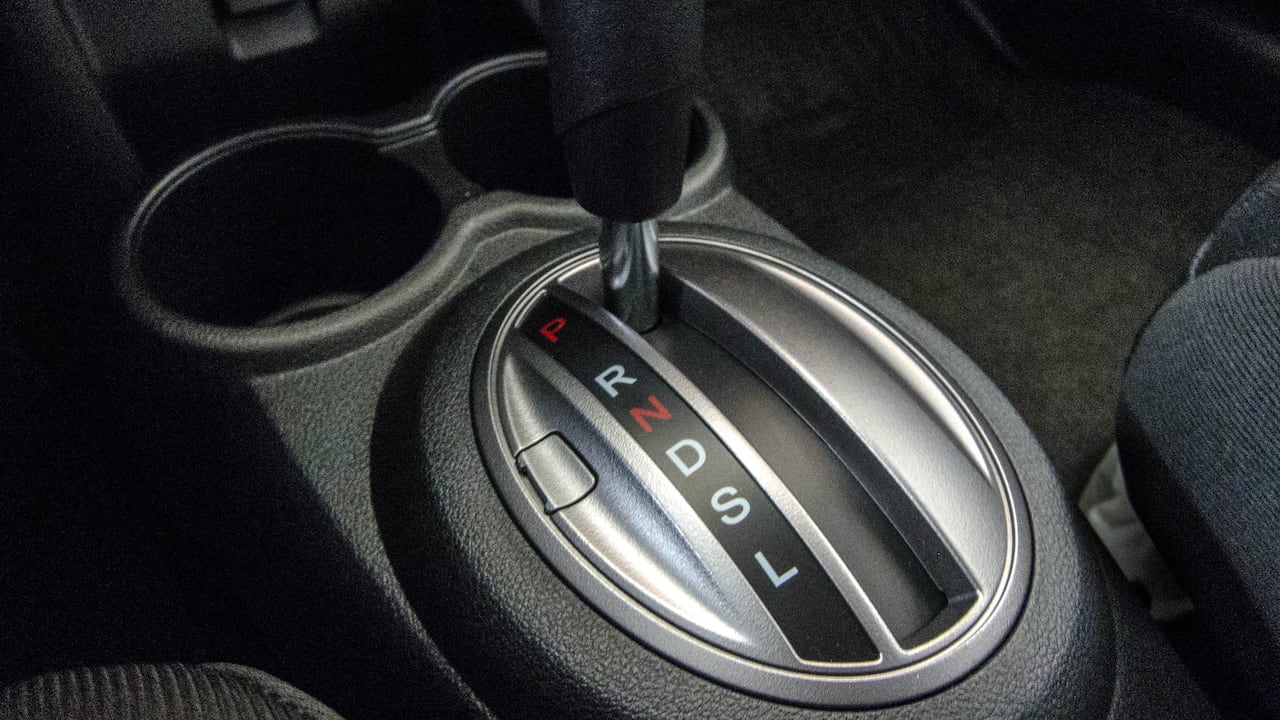 Este gesto aparentemente inofensivo puede tener consecuencias potencialmente costosas y peligrosas.