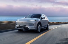 Las ventas de vehículos eléctricos e híbridos en Colombia crecieron más del 90% en el primer trimestre de 2026, impulsadas por menores costos y beneficios tributarios.