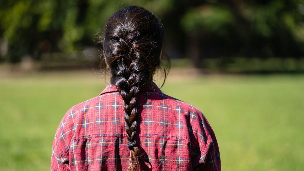 Nudos en el cabello.