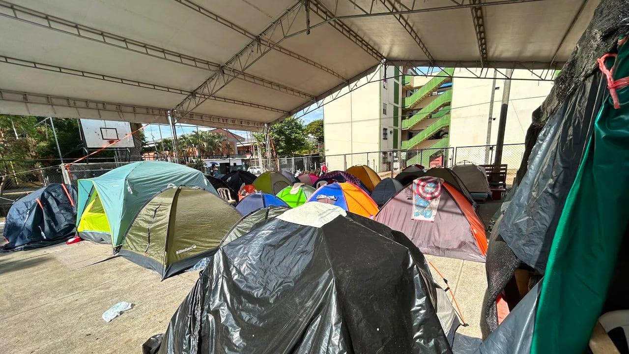 Así lucen algunas partes del albergue en el parque principal de Chiminangos.