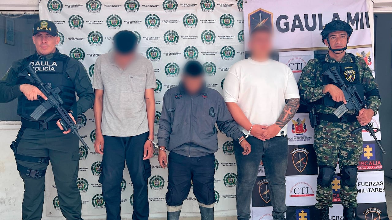 Estos sujetos fueron acusados de pertenecer a las disidencias de las Farc, lideradas por alias Iván Mordisco.