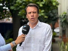 El candidato de la opción de centro hizo presencia en el encuentro.