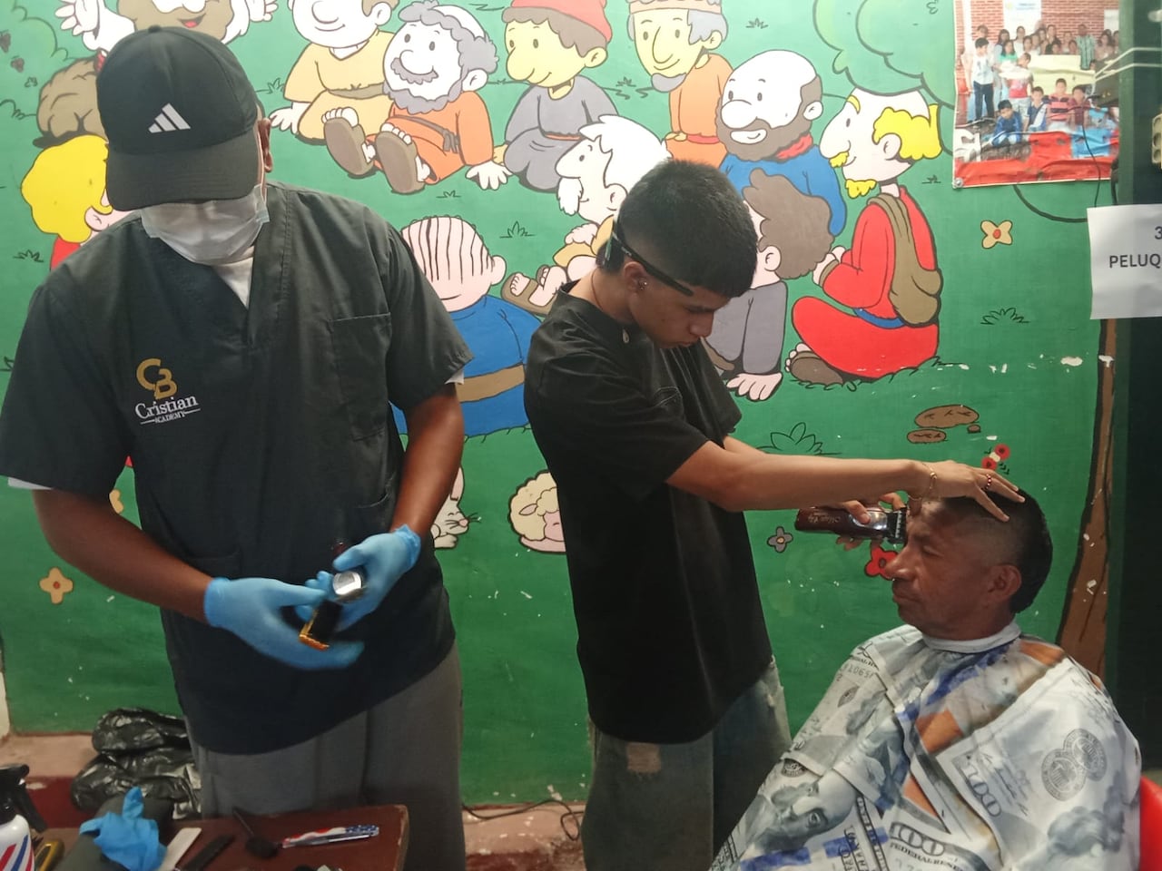 La estrategia busca acercar la oferta institucional a poblaciones vulnerables mediante acciones humanitarias y programas de acompañamiento social.
