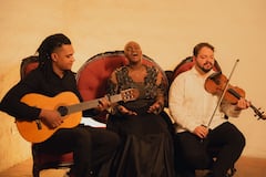 La agrupación De Mar y Río presenta un homenaje a las madres con su canción Mi Ser Querido.