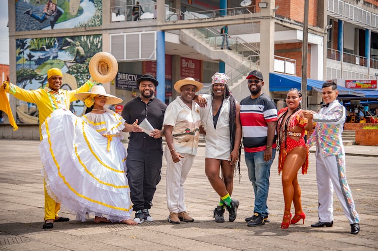 Este 22 y 23 de noviembre, en el Parque Comercial Río Cauca, se llevará a cabo
el festival que vibra con la energía de aquellos que transforman su historia con
movimiento, talento y esfuerzo.