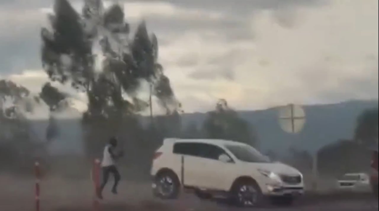 Atentando contra Luis Carlos Olarte Sánchez, exalcalde de Cajibío (Cauca).