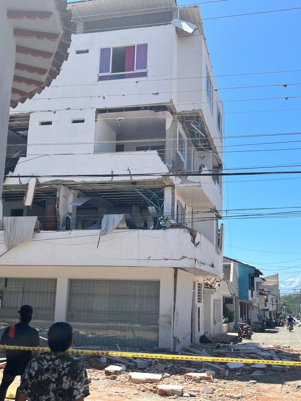 En la Unión, Valle, también se reportan varias casas caídas tras el terremoto de 7,4 que afectó al Suroccidente colombiano.
