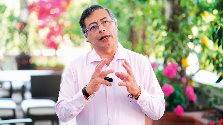 Habría sido el presidente Gustavo Petro quien dio la orden de promover a una persona con cuestionamientos en la Dian. Ahora será investigado.