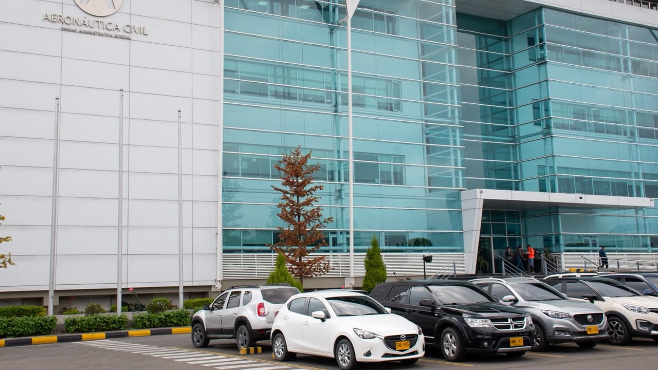 La Contraloría ordenó una inspección a las oficinas de la Aerocivil en investigación por presuntos hechos de corrupción