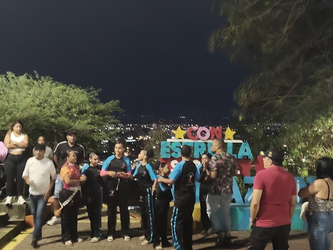 Moncho Santana subió a Siloé para participar en La Ruta de la Salsa.