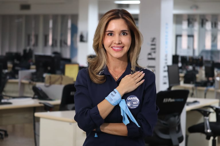 Diana Rodríguez candidata a la cámara por el Valle partido Centro Democrático.