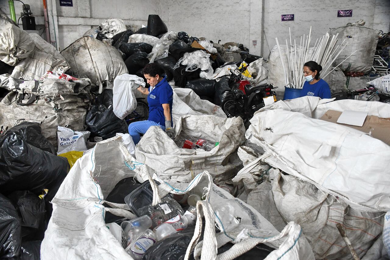 Cali: La ruta del reciclaje en Cali, sustento de muchas familias.Foto José L Guzmán. EL País