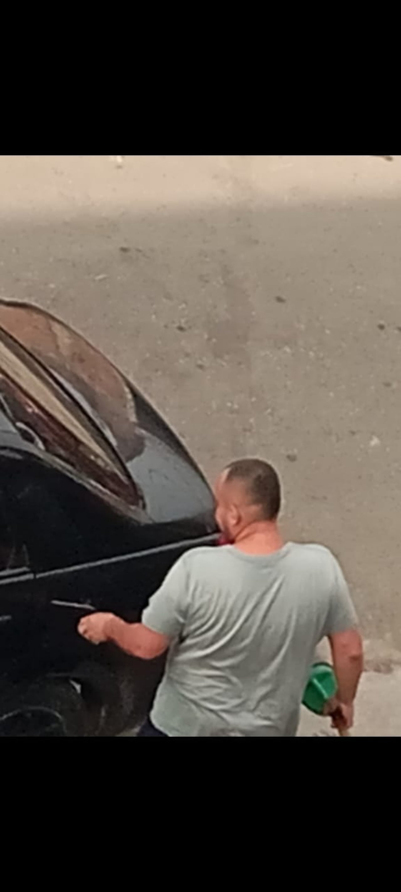 El almacenamiento y venta de combustible sin permisos harían parte del presunto esquema de operación de una gasolinera ilegal.