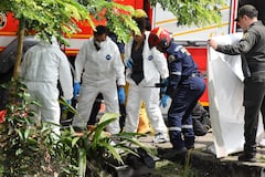 Las autoridades hicieron el levantamiento del cuerpo sin vida de una persona de sexo masculino en las aguas del Río Cali.