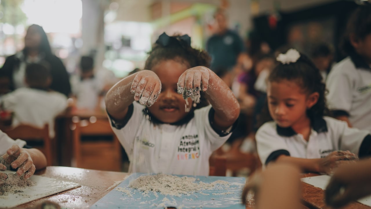Niños de Apartadó son acogidos por el programa de Atención Integral a la Primera Infancia desde la gestación hasta las 5 años.