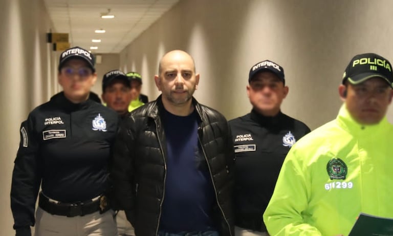 'Pinocho', identificado como Freddy Castillo Carrillo, fue extraditado desde España, y es señalado de ser el determinador del asesinato del líder ambientalista Alejandro Llinás Suárez en 2020.