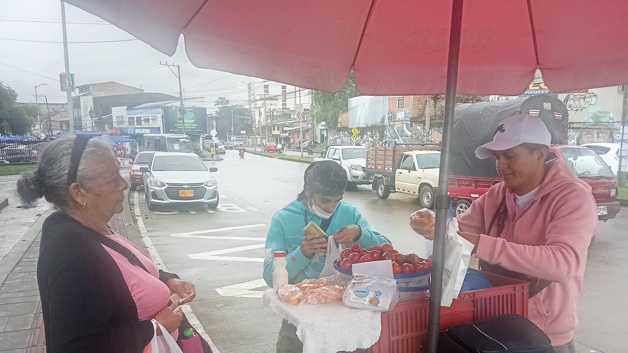 El emprendimiento comenzó durante la temporada de cosecha y hoy es su principal sustento.