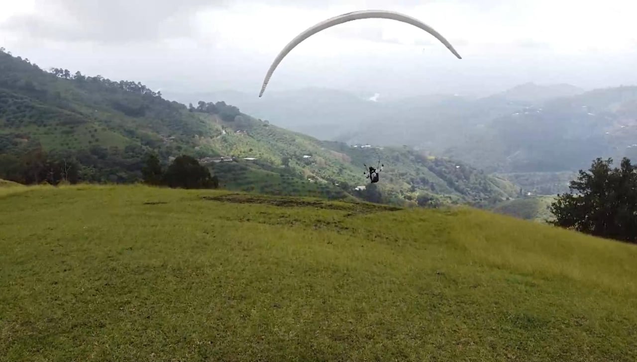 Parapente en Roldanillo, Valle del Cauca.