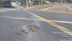 Panorama en las inmediaciones de la Universidad del Valle, luego de la retirada de los manifestantes.