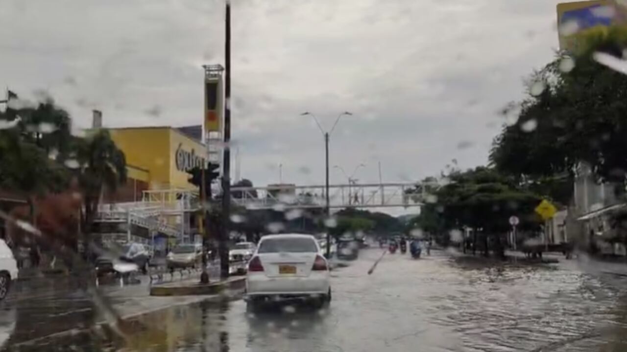 Este es el panorama sobre la Calle 5 en la tarde de este 10 de abril.