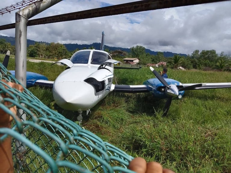 Los siete ocupantes —cinco pasajeros y dos pilotos— resultaron ilesos luego del incidente registrado en Nuquí.