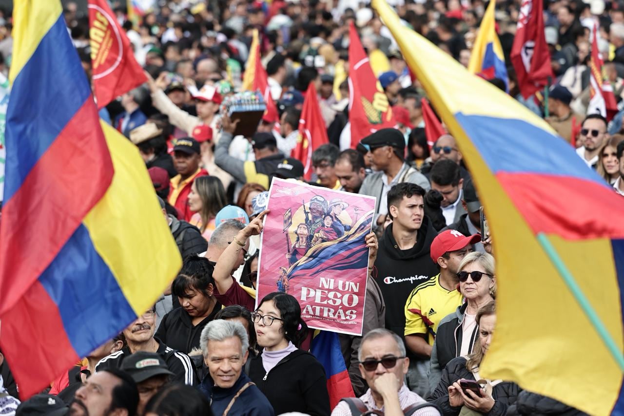 Marcha por la defensa del salario mínimo vital, apoyo al Presidente Gustavo Petro