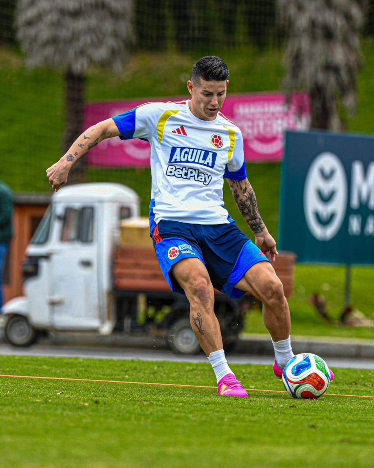 James Rodríguez durante el primer día de trabajo de la Selección Colombia en Guarne.