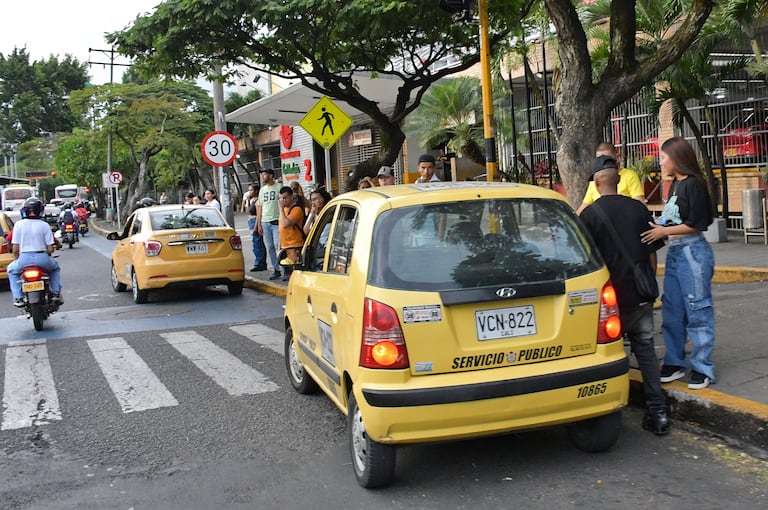 Nuevas pistas de taxis para la ciudad de Cali.