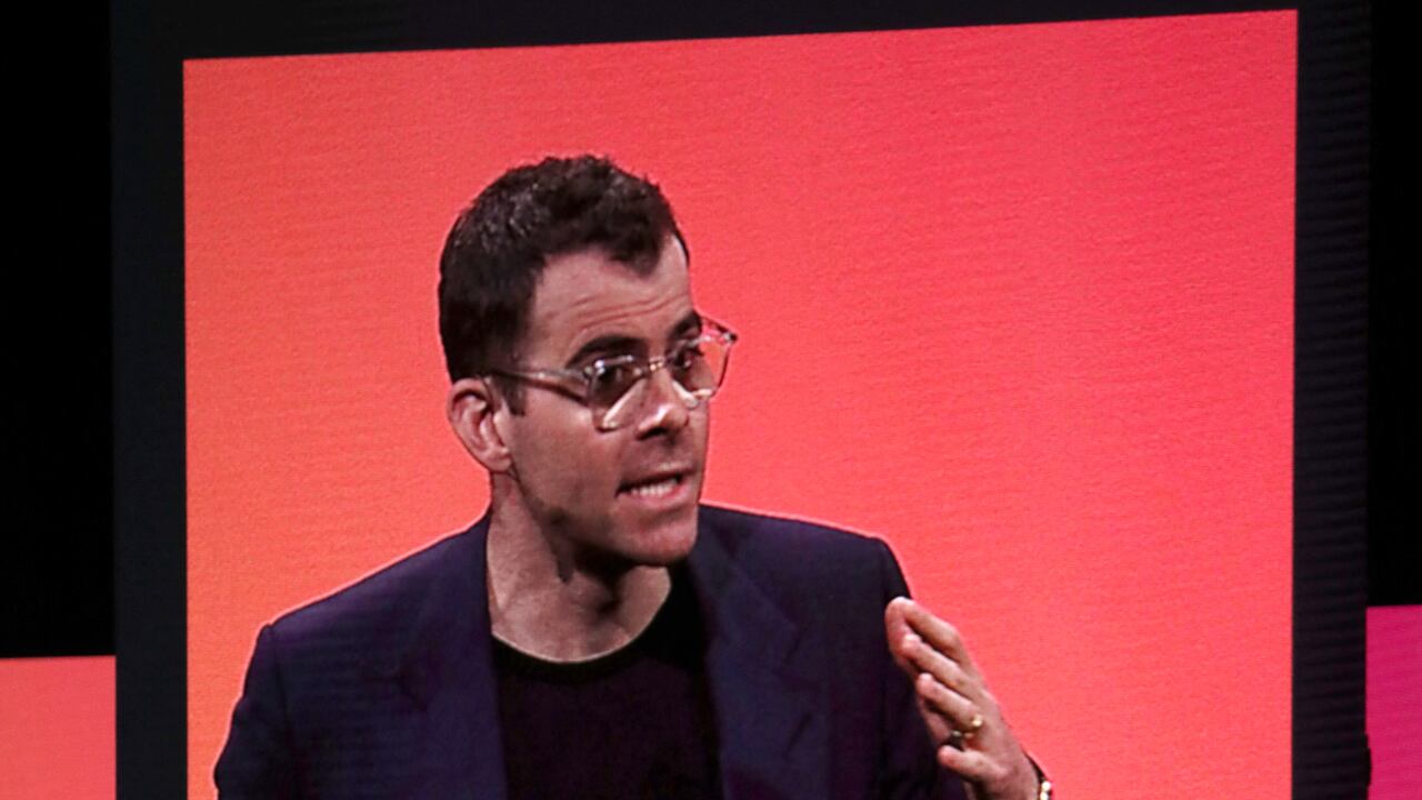 El CEO Adam Mosseri anuncia una nueva función para descargar Reels de Instragram