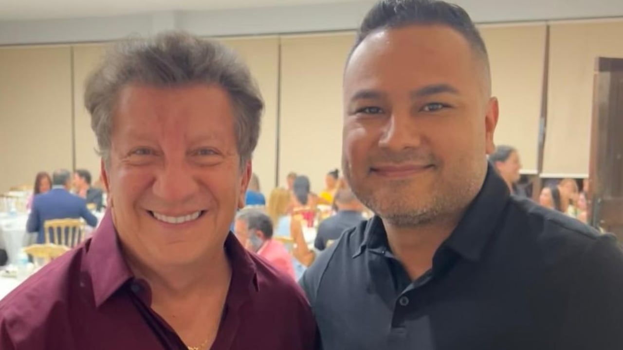 El presentador Hernán Orjuela escribió el prólogo del libro de César Fernández: Emprendiendo en Medio de la Crisis.