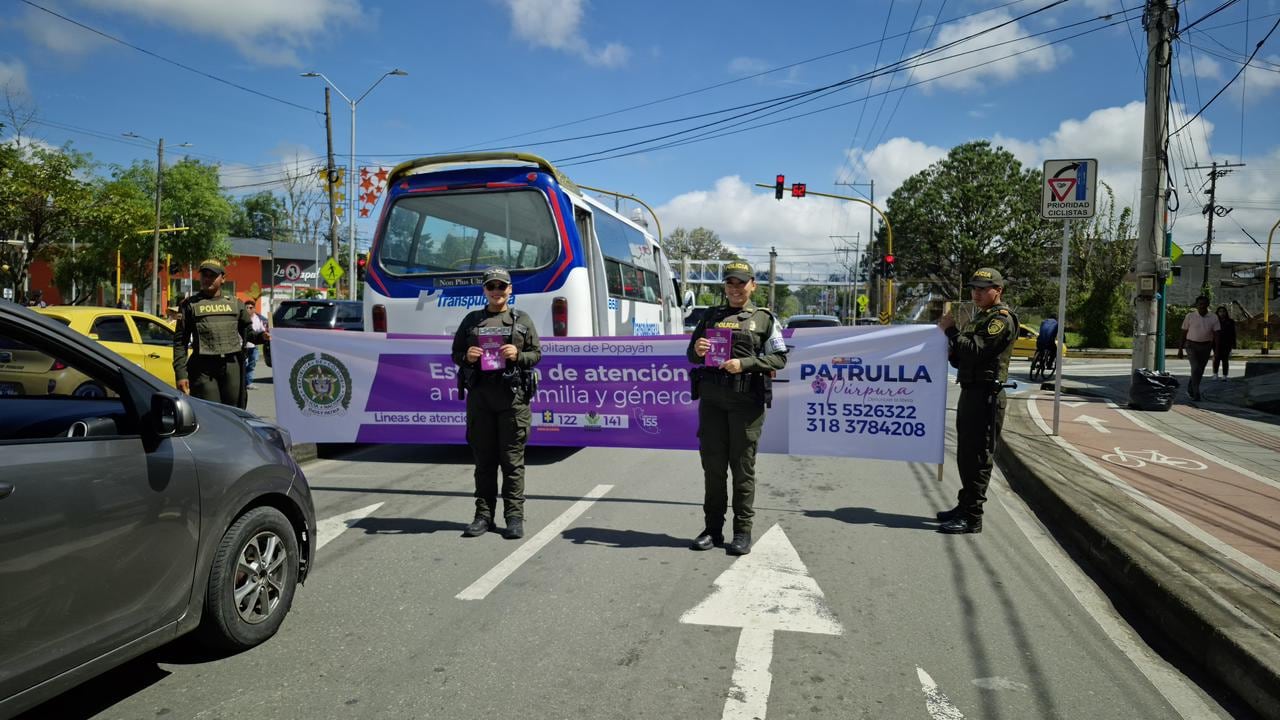 La campaña tiene gran acogida en Popayán, y es ejecutada por las uniformadas que integran la patrulla Púrpura que opera en esta zona del país.