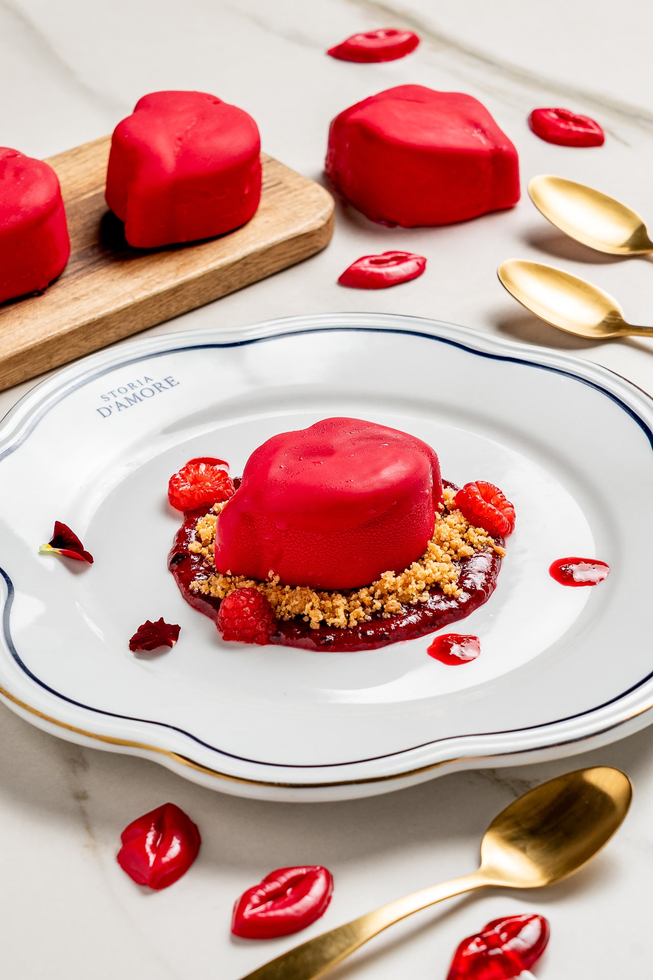 En una celebración en pareja no puede faltar el postre. Storia D'Amore llama a este Besos con Propósito.