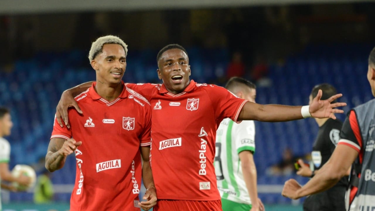 Momentos del encuentro por la fecha 6 del Grupo A de los cuadrangulares semifinales del segundo semestre de la Liga Colombiana 2025, entre América de Cali y Atlético Nacional.