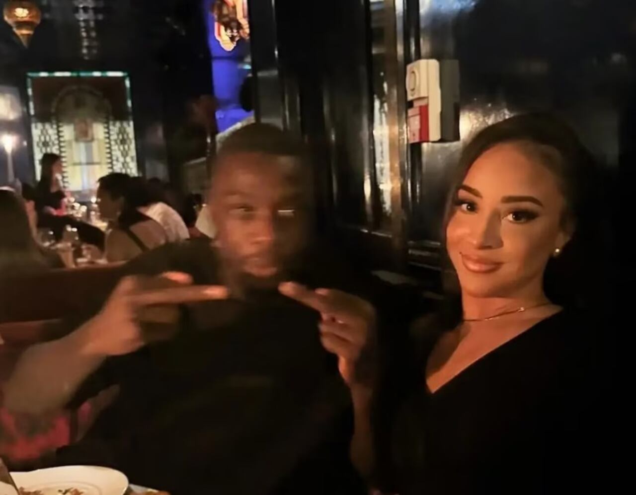 Nicolás Pepé y Teana Trump