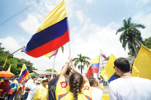 Plantón nacional por los soldados y policías de Colombia.