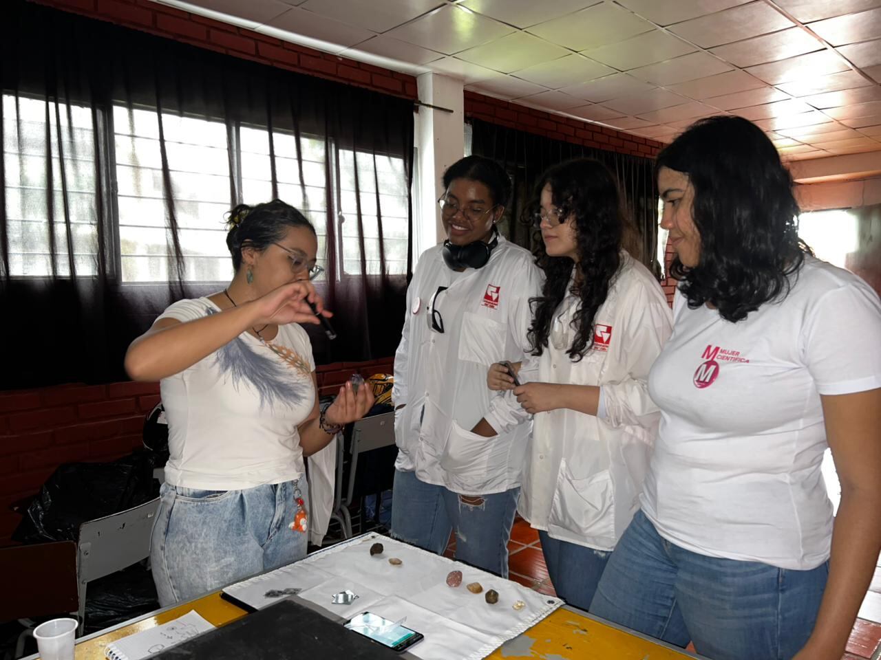 Mujer Científica, participa en los Premios CIDESCO 2025 en la categoría Liderazgo Estudiantil.