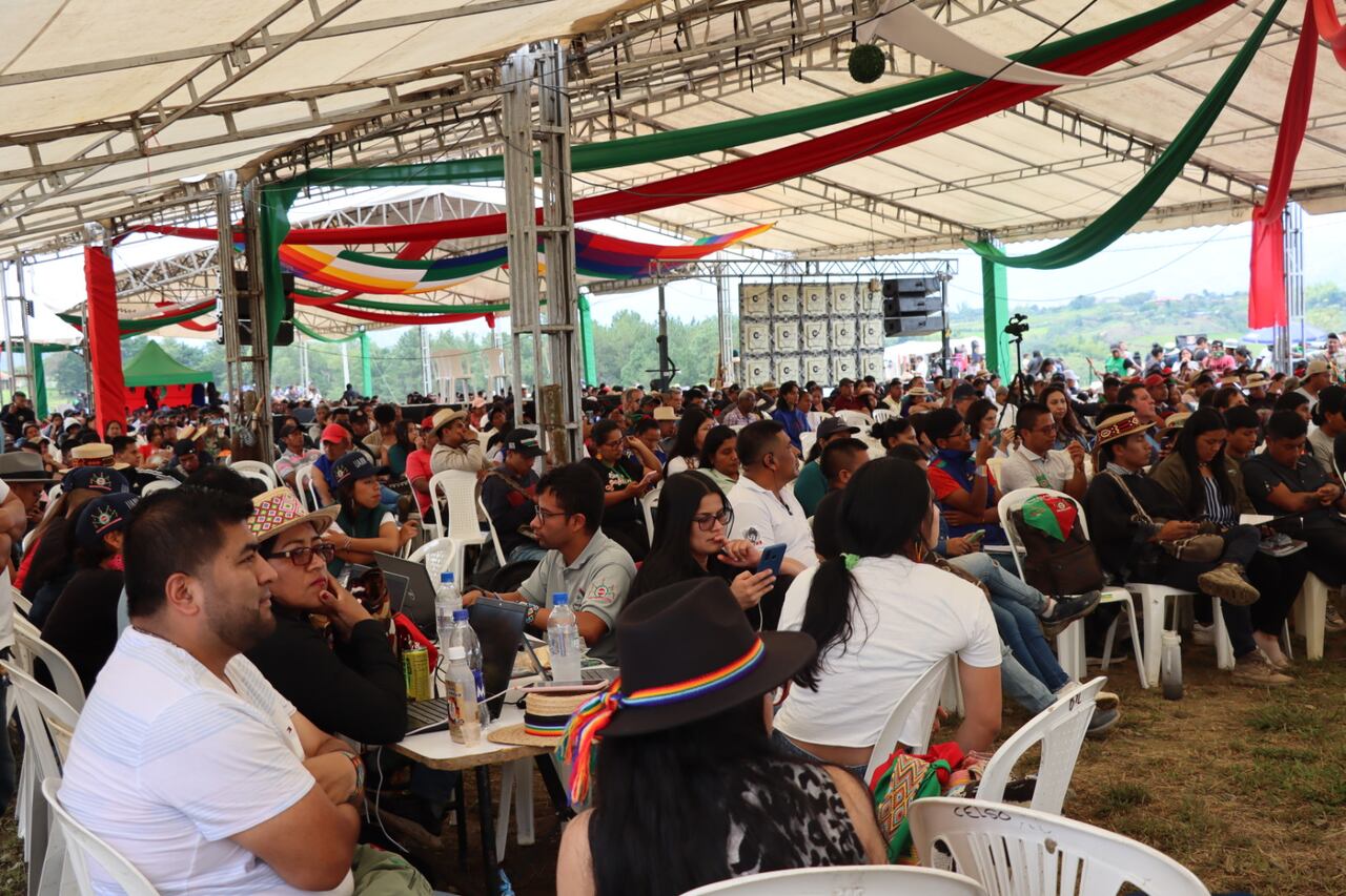 Al menos 5.000 personas asistieron al evento.