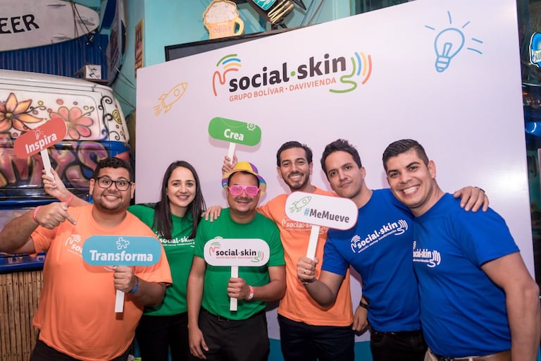 Davivienda y Seguros Bolívar hacen convocatoria a jóvenes emprendedores para el premio Social Skin