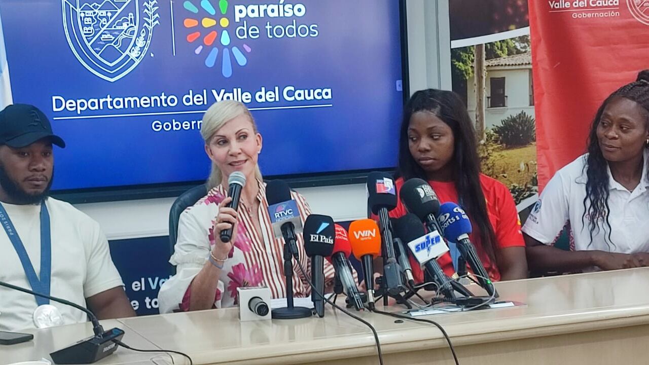 Gobernadora del Valle Dilian Francisca Toro recibe a los medallistas olímpicos del departamento