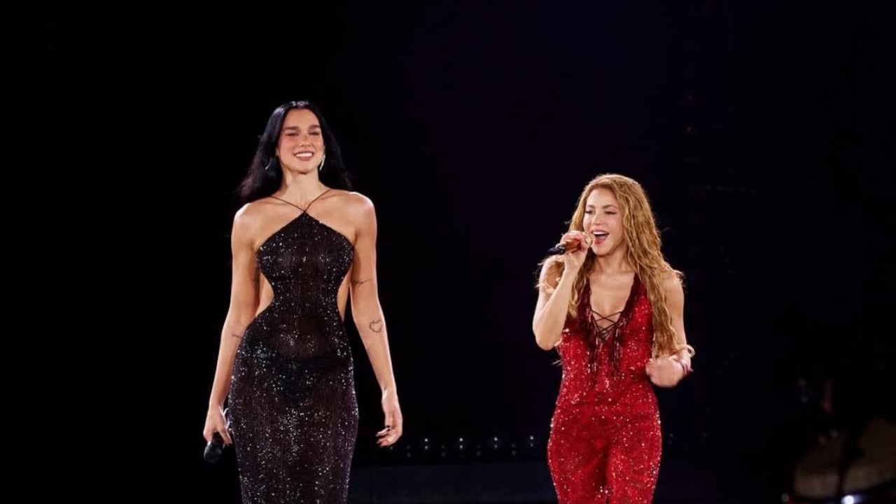 Dua Lipa y Shakira compartieron escenario en Madrid. La artista británica cantó junto a la barranquillera ‘Antología’.