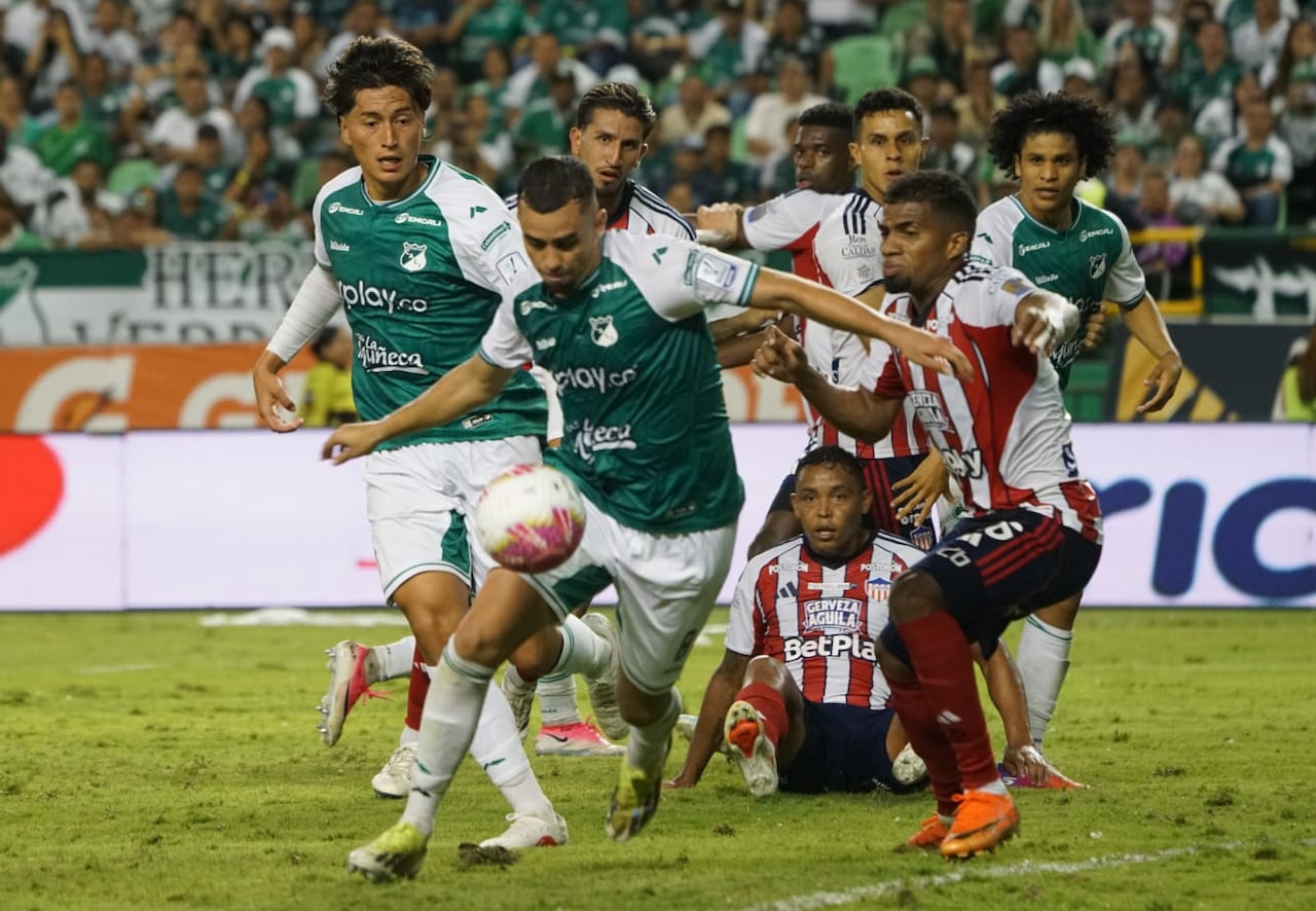 Partido entre Deportivo Cali y Junior de Barranquilla por la fecha 15 del segundo semestre de la Liga Colombiana 2026.